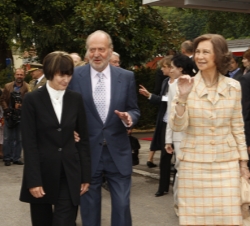 Don Juan Carlos y Doña Sofía junto a la Presidenta de Suiza