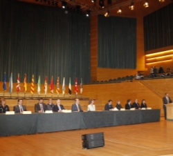 Vista de la mesa presidencial