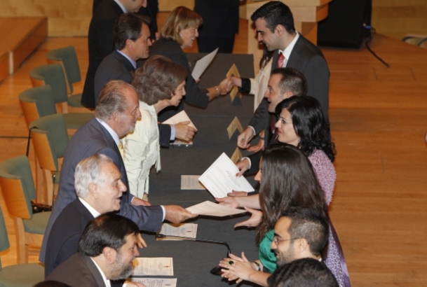 Los Reyes y el resto de autoridades entregan sus despachos a los nuevos jueces