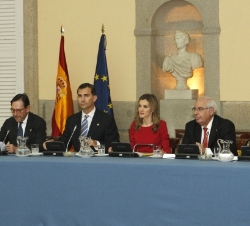 Sus Altezas Reales los Príncipes de Asturias durante la reunión