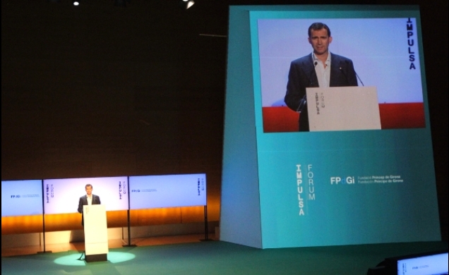 Su Alteza Real el Príncipe de Asturias y de Girona durante su intervención