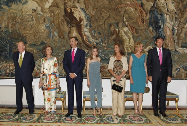 La Familia Real, momentos antes de la cena