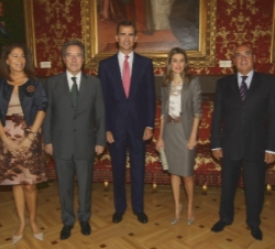 Los Príncipes de Asturias y el presidente del Senado con Iñaki Gabilondo y su esposa