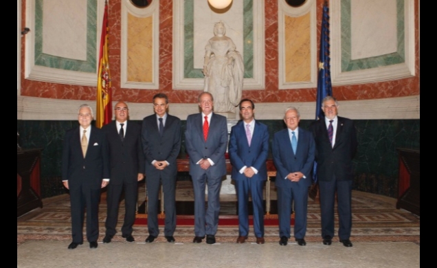 Su Majestad el Rey, el presidente del Gobierno, los presidentes del Congreso y del Senado, el presidente del Tribunal Supremo y del Consejo General de