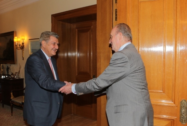 Don Juan Carlos recibe al presidente del Congreso de los Diputados