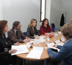 Su Alteza Real durante la reunión de trabajo