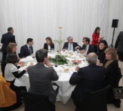 Vista de la mesa presidencial