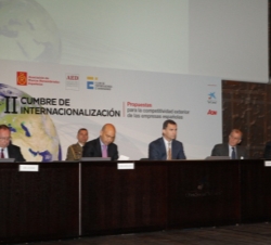 Su Alteza Real el Príncipe de Asturias durante la inauguración de la Cumbre, en la mesa presidencial