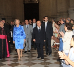 La Reina en el interior de la Catedral