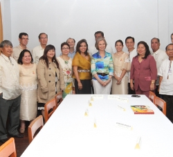 Fotografía de grupo de los Alcaldes