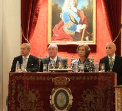 Apertura del Curso de las Reales Academias. Los Reyes, el ministro de Educación, Cultura y Deporte y el director de la Real Academia de la Historia