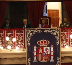 Doña Sofía en el Palco de Honor del Teatro Campoamor 