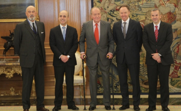 Don Juan Carlos y la representación del grupo BMW