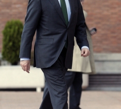 El Presidente del Senado, Pío García Escudero, a su llegada a la Clínica