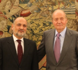 Su Majestad el Rey y el presidente del Tribunal Constitucional, Francisco Pérez de los Cobos