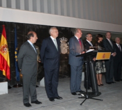 Don Juan Carlos durante sus palabras dirigidas a la colectividad española afincada en Marruecos