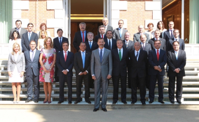 El Príncipe de Asturias con la representación de la Cámara de Comercio e Industria de Torrelavega