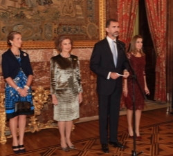 Don Felipe pronunció unas breves palabras con ocasión del brindis conmemorativo del Dia de la Fiesta Nacional
