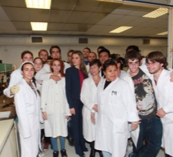 Su Alteza Real la Princesa de Asturias junto a algunos de los alumnos del Centro Público Integrado de Formación Profesional "Piramide"