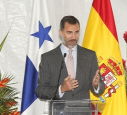 El Príncipe de Asturias durante sus palabras en la conmemoración del V Centenario del Descubrimiento del Océano Pacífico