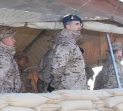 Don Felipe en el puesto de mando del Grupo Táctico de la Agrupación Táctica Mecanizada de Alta Disponibilidad