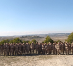 Su Alteza Real el Príncipe de Asturias con el personal de la Brigada Mecanizada de Alta Disponibilidad