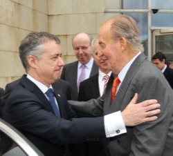 Su Majestad el Rey se despide del lehendakari del Gobierno Vasco, Iñigo Urkullu