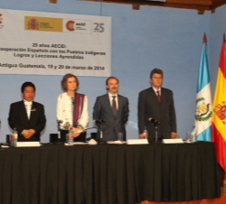Su Majestad la Reina durante la clausura del Seminario "Conmemoración 25 años AECID. Política de Cooperación con los Pueblos Indígenas"