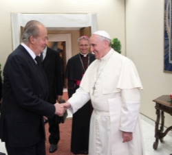 Su Majestad el Rey se despide de Su Santidad el Papa Francisco