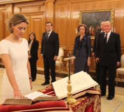 La nueva ministra de Agricultura, Alimentación y Medio Ambiente, Isabel García Tejerina, jura su cargo