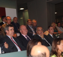 Don Juan Carlos momentos antes del inicio del encuentro