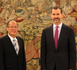 Su Majestad el Rey con Su Excelencia el Presidente de la República de Filipinas, Sr. Benigno Simeon Aquino III