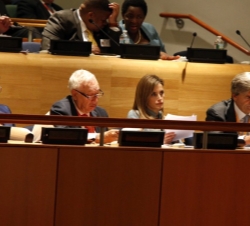 Su Majestad la Reina, con el ministro de Asuntos Exteriores y de Cooperación, José Manuel García-Margallo.