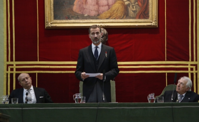 Su Majestad el Rey durante su intervención en la Apertura del Curso de las Reales Academias