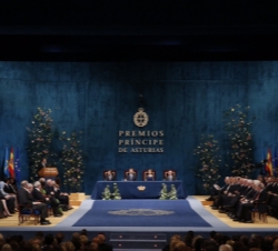 Vista general del escenario del Teatro Campoamor