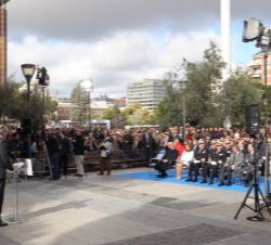 El Embajador de la República de Colombia, Fernando Carrillo, durante su intervención en la inauguración del monumento