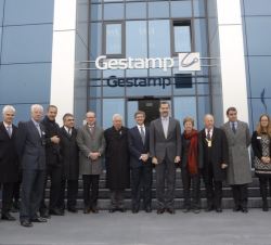 Don Felipe en la sede del Centro de Innovación de Gestamp Chassis