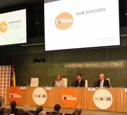 Su Majestad el Rey durante el desarrollo de la entrega de premios de la Fundación Codespa