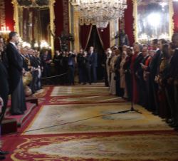 Vista general del Salón del Trono durante la intervención de Monseñor Renzo Fratini, Nuncio de Su Santidad