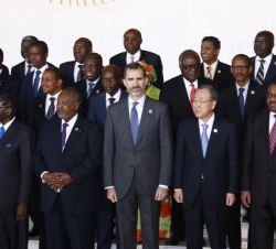 Fotografía oficial de la 24ª Sesión Ordinaria de la Asamblea de Jefes de Estado y de Gobierno de la Unión Africana.