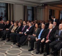 Vista general del salón Medinaceli durante el acto de presentación de la Cámara de Comercio de España.