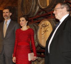 Sus Majestades los Reyes, con el presidente de Freixenet, José Luis Bonet.