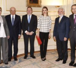 La Reina, el presidente de La Rioja y presidente de la Fundación San Millán de la Cogolla, el director de la RAE y presidente de la Fundéu BBVA, el pr
