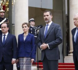 Su Majestad el Rey anuncia, conjuntamente con el Presidente Hollande, la suspensión del Viaje de Estado a la República Francesa, tras el accidente del