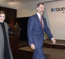 Don Felipe y Doña Letizia, en el salón de actos.