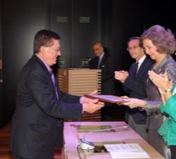 Doña Sofía entrega el Premio a la conservación del patrimonio como factor de desarrollo económico y social al Proyecto integral de conservación y pues
