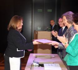 Doña Sofía entrega el Premio a la Señaletica del Patrimonio Cultural, al Proyecto de señalización del recinto monumental de la Alhambra y Generalife