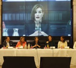 Su Majestad la Reina durante su intervención