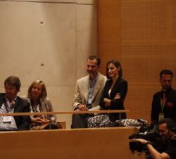 Don Felipe y Doña Letizia, durante el desarrollo de una de las actividades del Fórum IMPULSA 2015