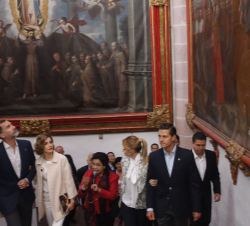 Don Felipe y Doña Letizia en la Escalera Regia del Museo Virreinal de Guadalupe